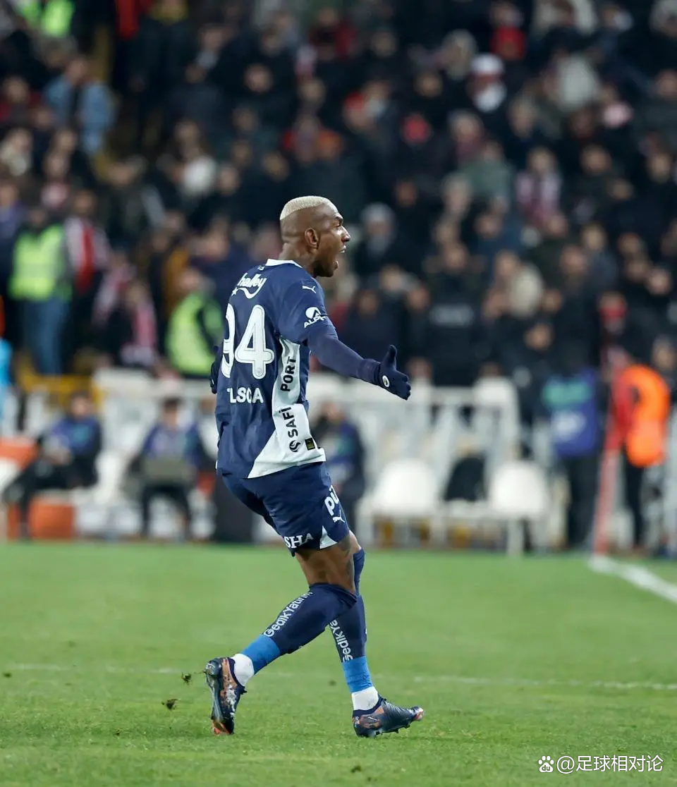 关于费耶诺德迎德甲关键赛,今晨战术微调,悬念犹存,控场能力受关注的信息 关于费耶诺德迎德甲关键赛,今晨战术微调,悬念犹存,控场能力受关注的信息